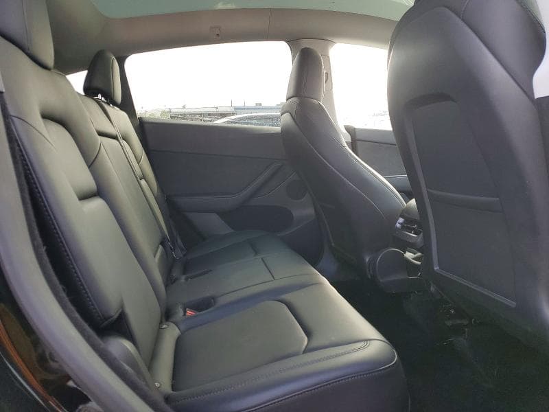 2023 TESLA MODEL Y 11