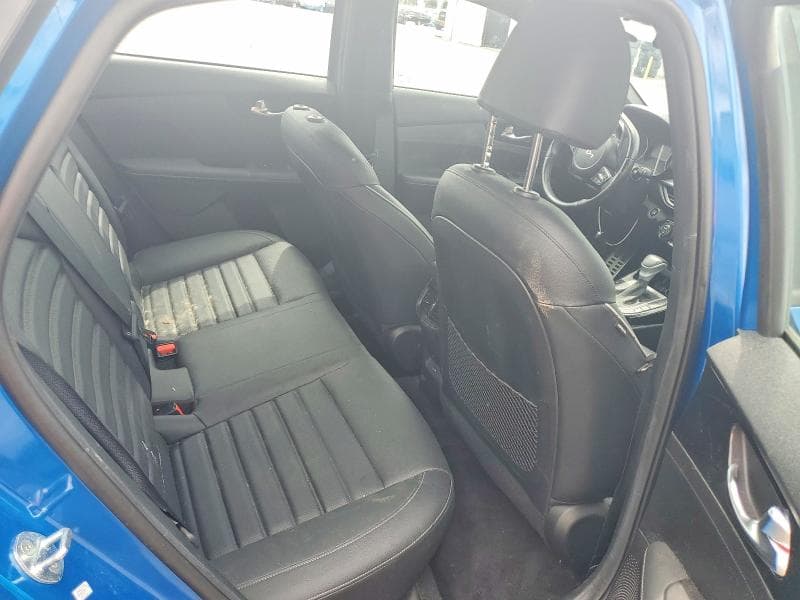 2023 KIA FORTE GT-LINE 10