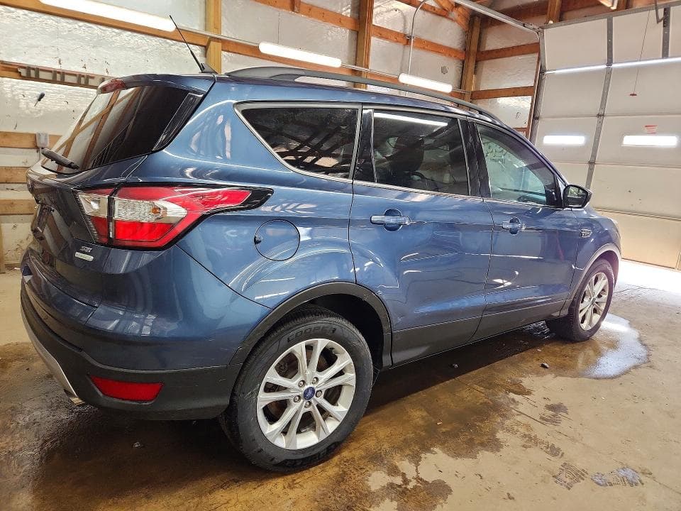 2018 FORD ESCAPE SE 3