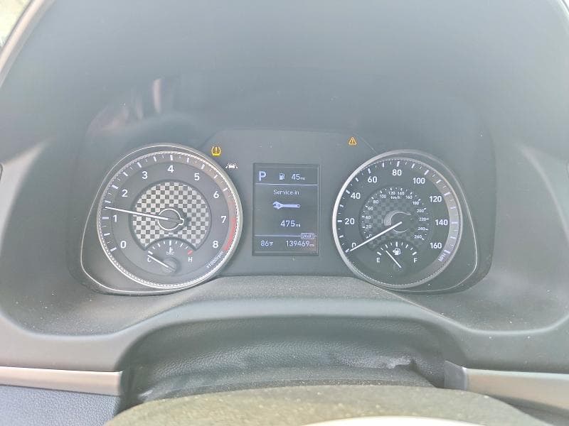 2020 HYUNDAI ELANTRA SEL 9