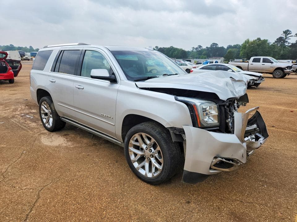 2019 GMC YUKON DENALI 4