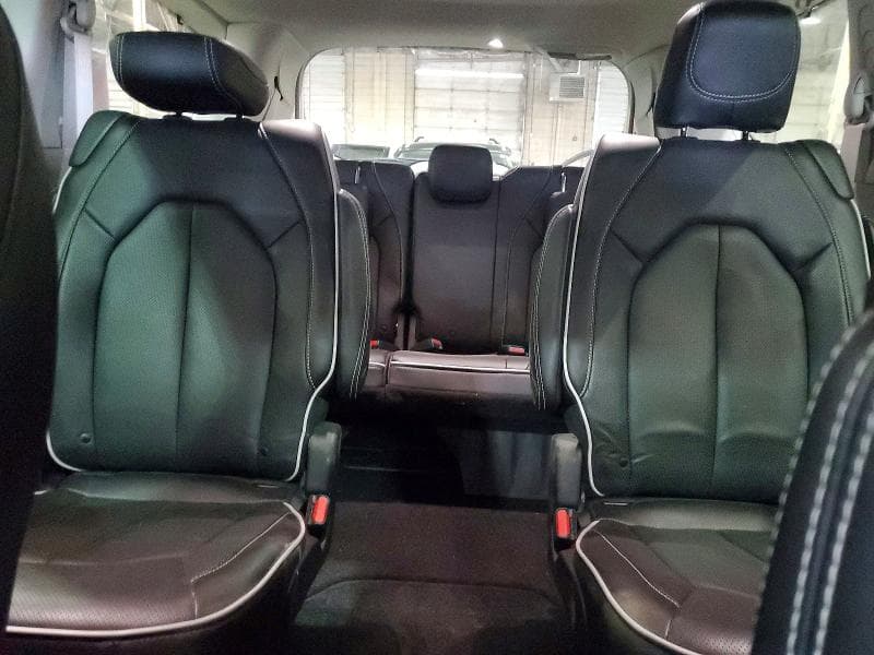 2021 CHRYSLER PACIFICA LIMITED 10