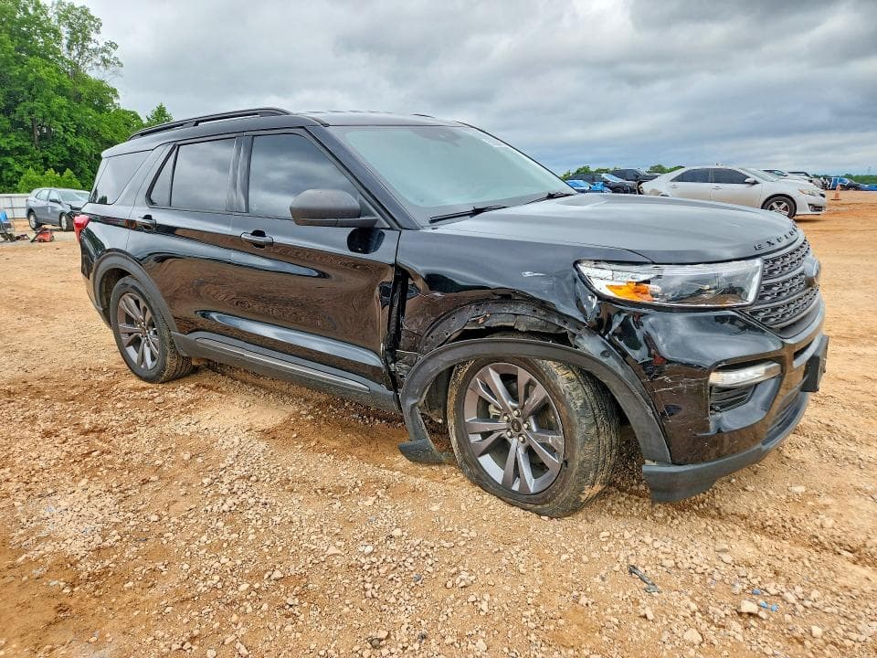 2021 FORD EXPLORER XLT 4