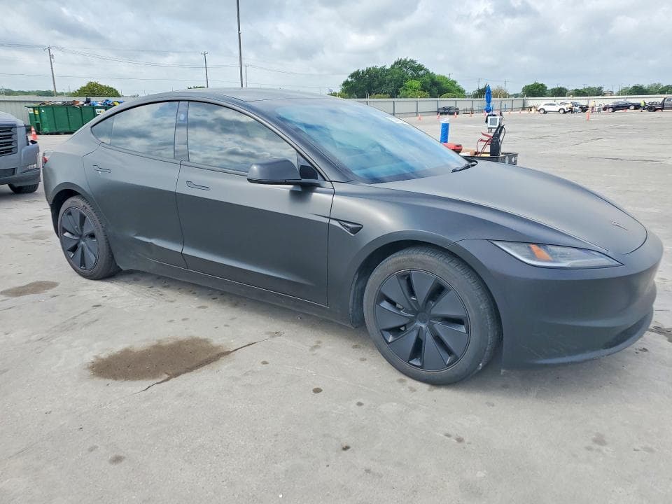 2024 TESLA MODEL 3 4