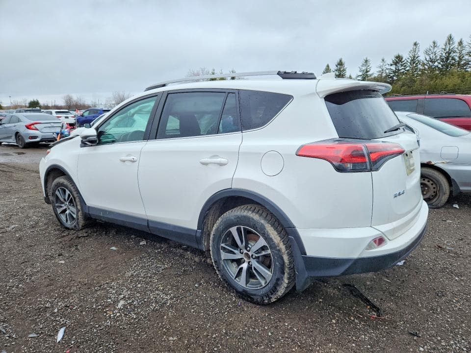 2018 TOYOTA RAV4 LE 2