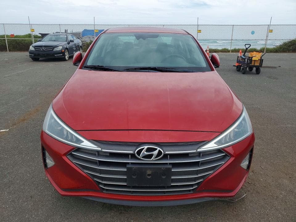 2020 HYUNDAI ELANTRA SEL 5