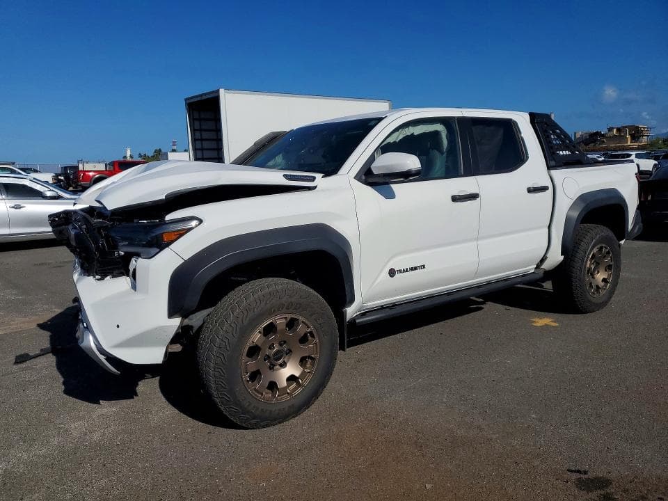 2024 TOYOTA TACOMA TRAILHUNTER HV
