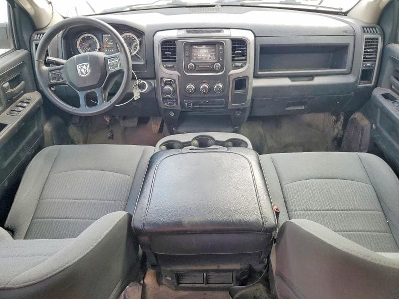 2023 RAM 1500 CLASSIC TRADESMAN 8