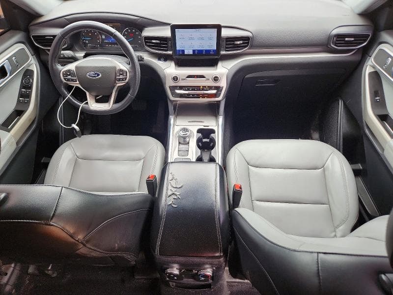 2021 FORD EXPLORER XLT 8