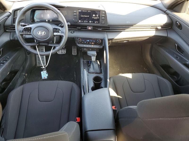 2025 HYUNDAI ELANTRA SEL SPORT 8