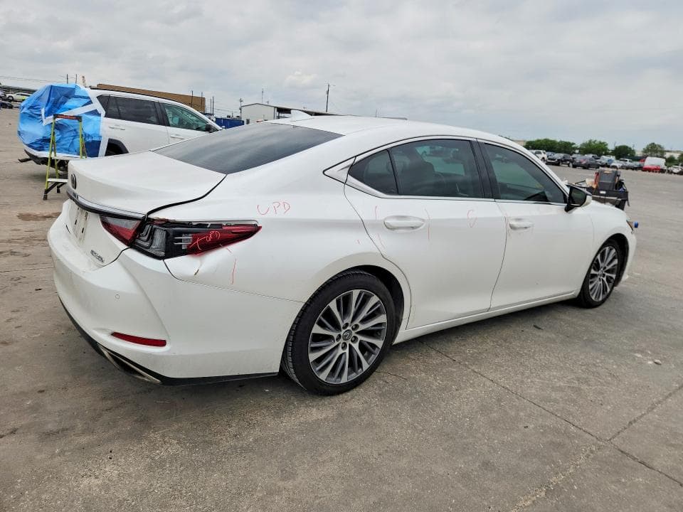 2019 LEXUS ES 350 LUXURY 3