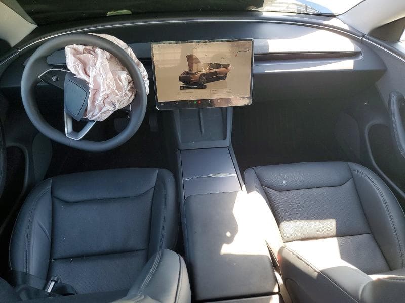 2024 TESLA MODEL 3 8
