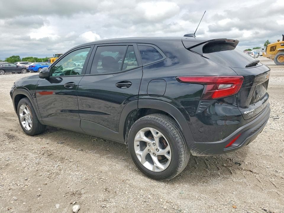2024 CHEVROLET TRAX 1LS 2