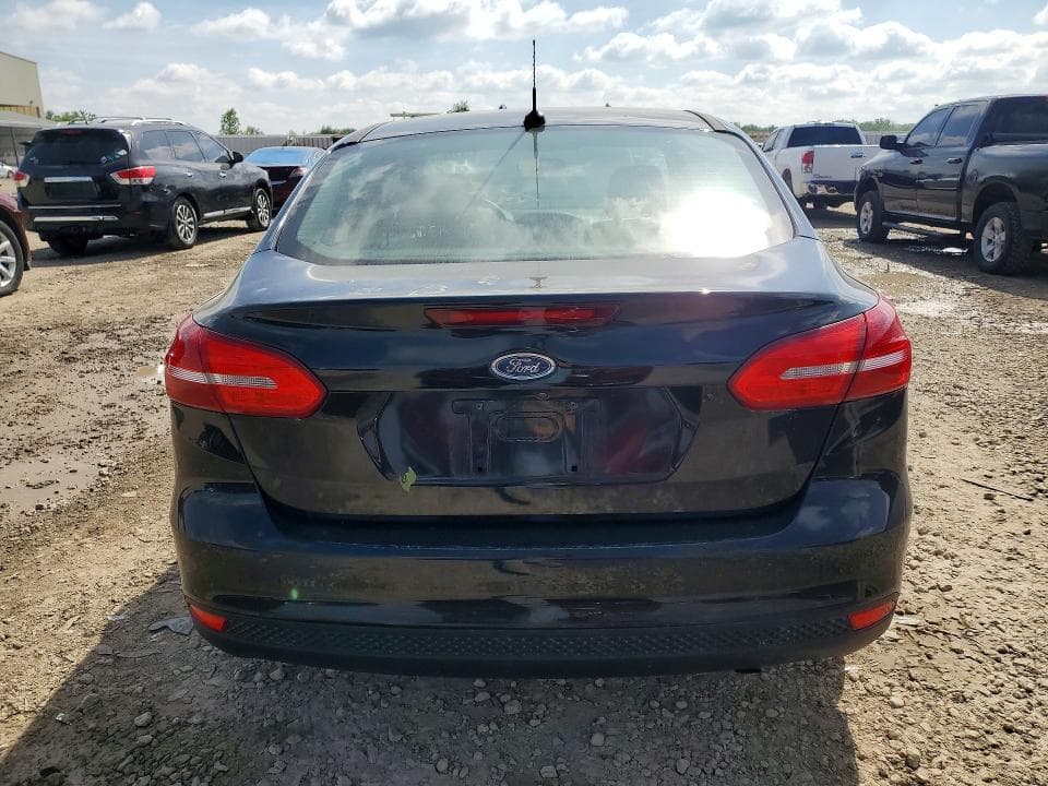 2018 FORD FOCUS SE 6