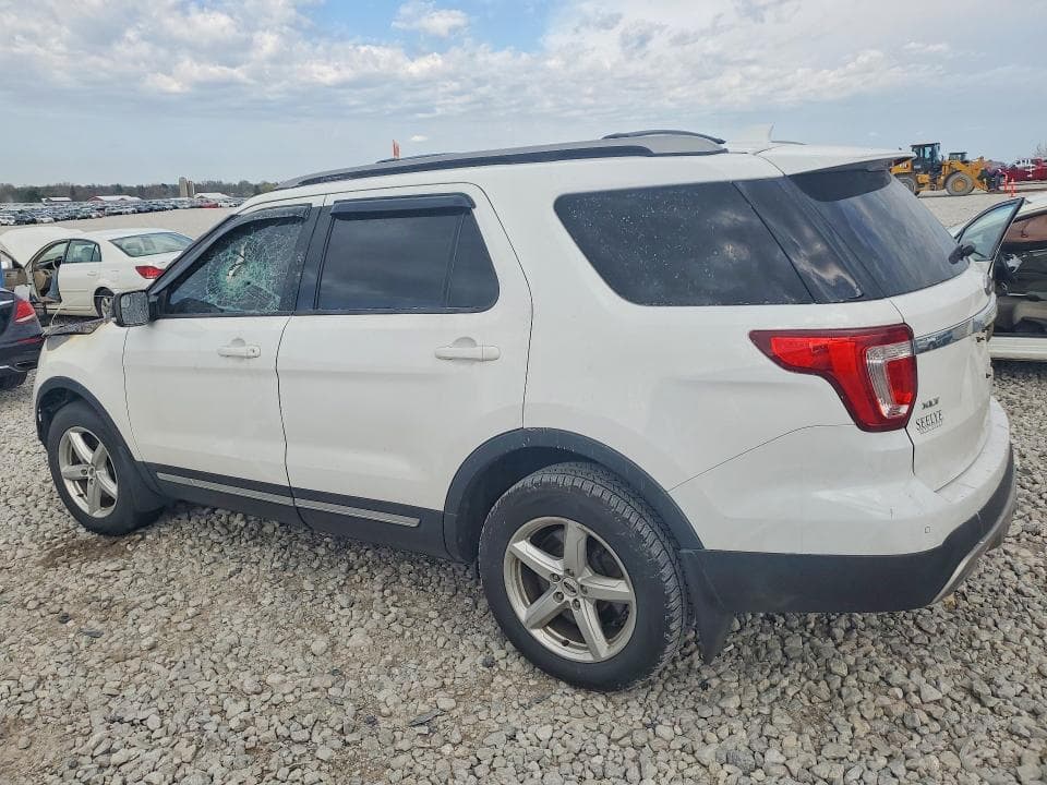 2017 FORD EXPLORER XLT 2