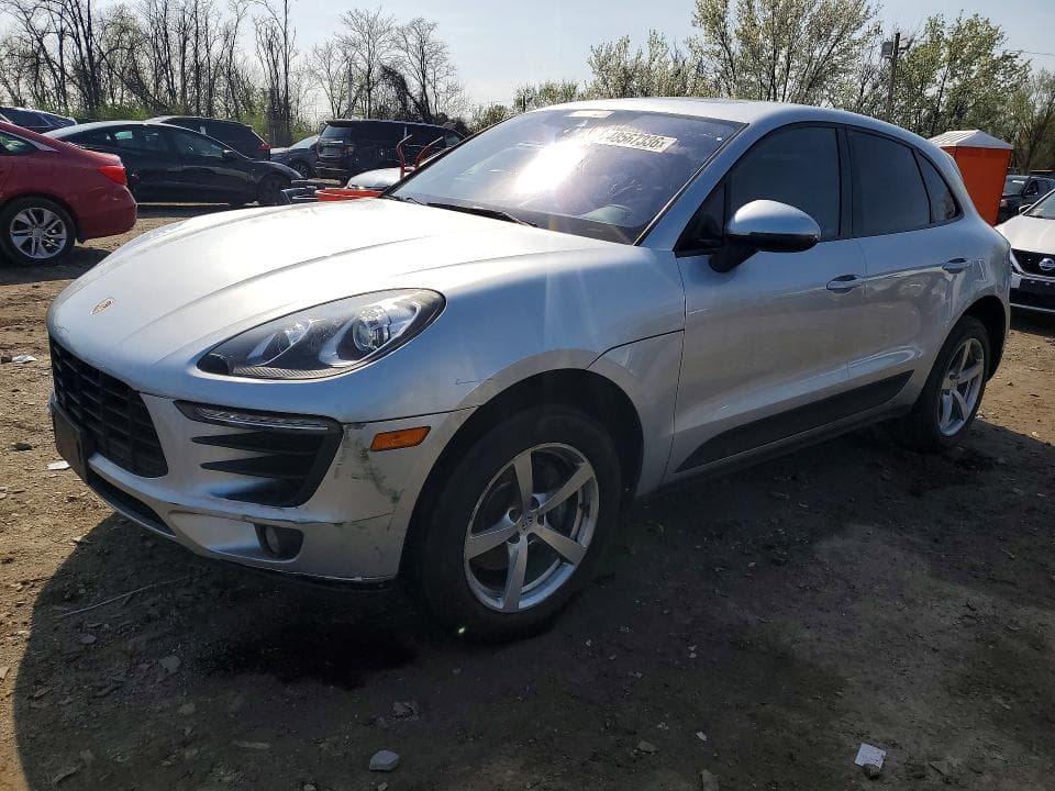 2018 PORSCHE MACAN - 1