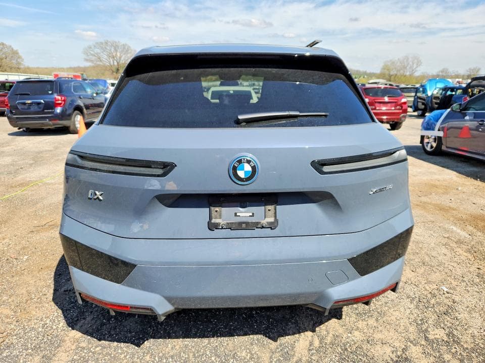 2023 BMW IX XDRIVE50 6