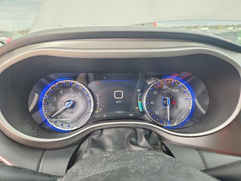 2022 CHRYSLER PACIFICA TOURING L 9
