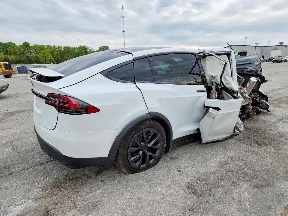2022 TESLA MODEL X 3