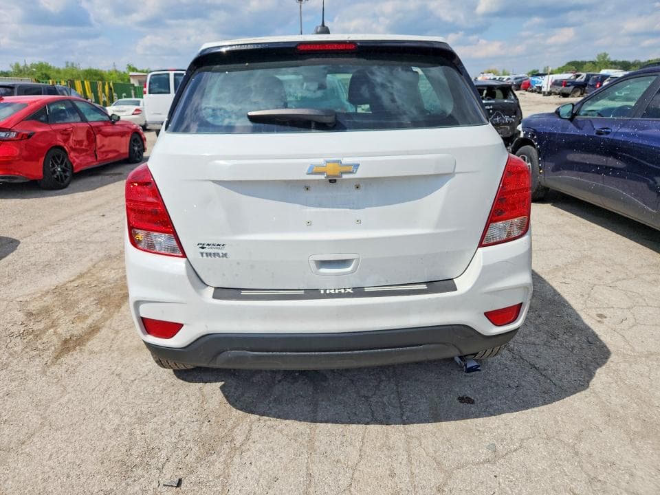 2017 CHEVROLET TRAX LS 12