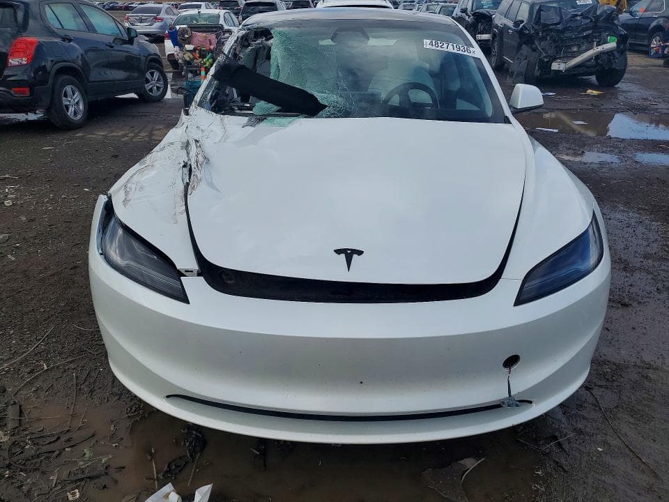2025 TESLA MODEL 3 5