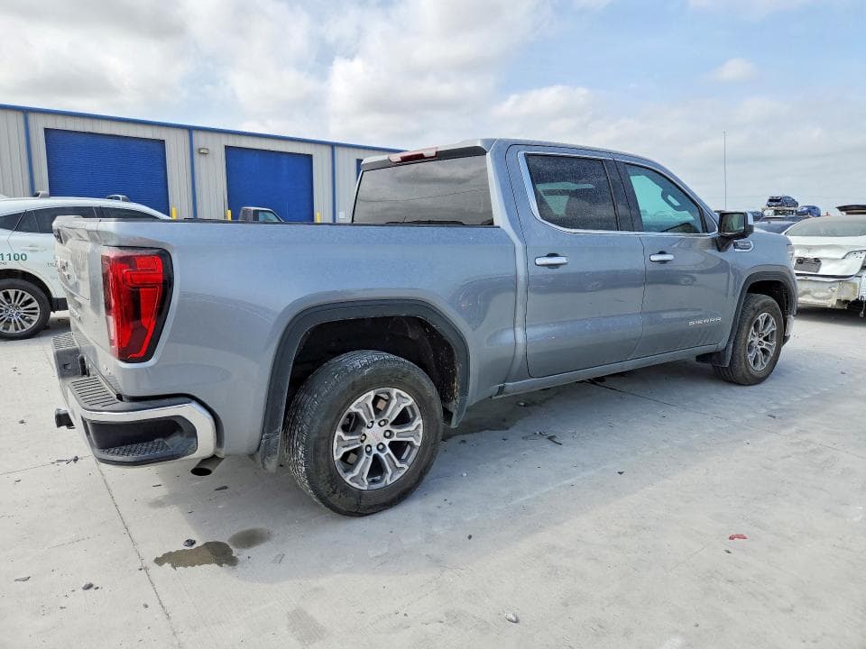 2024 GMC SIERRA C1500 SLT 3