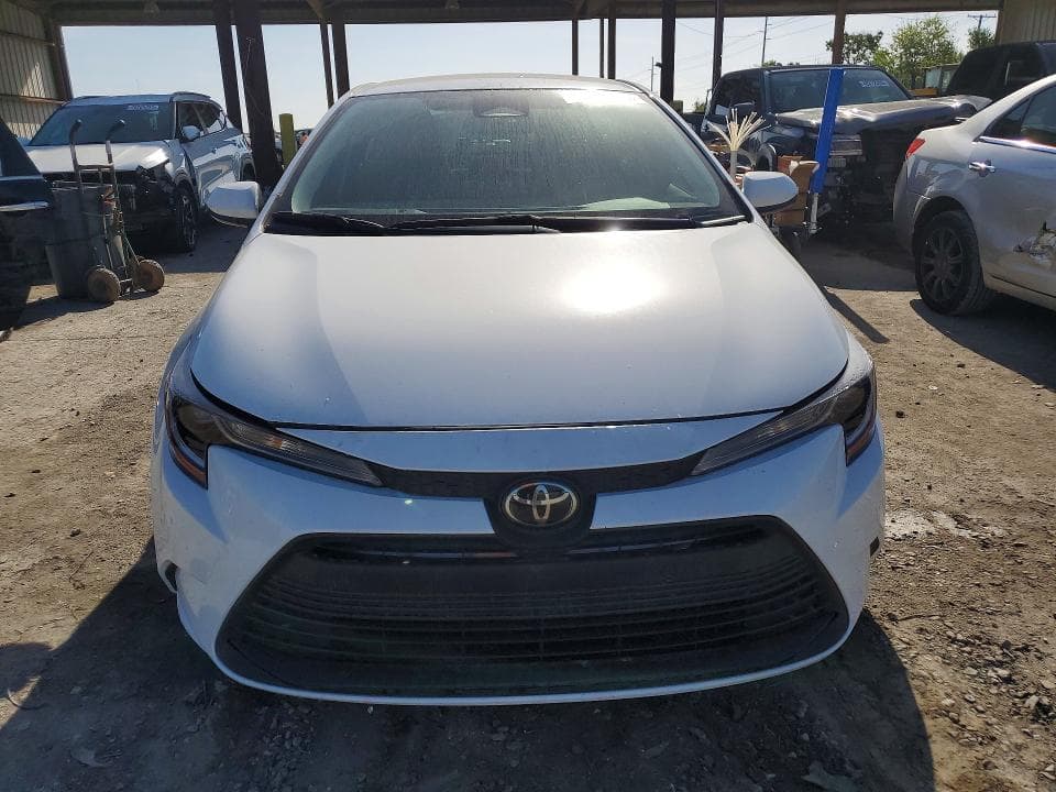 2025 TOYOTA COROLLA LE 5