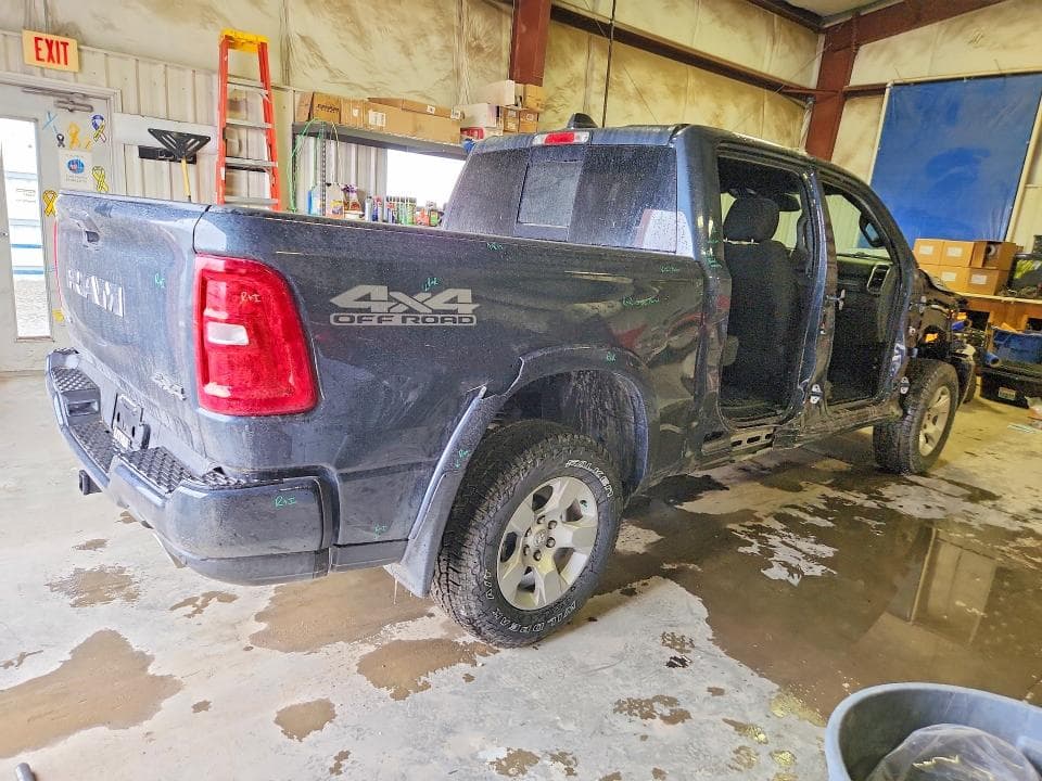 2026 RAM 1500 BIG HORN 3