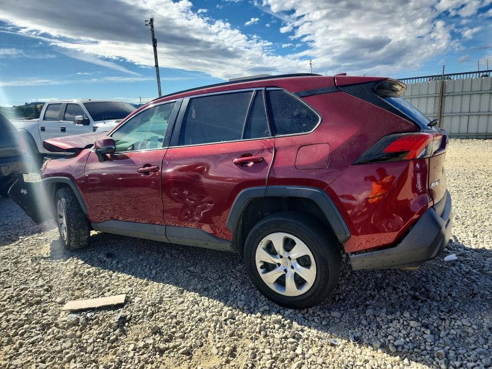2019 TOYOTA RAV4 LE 2