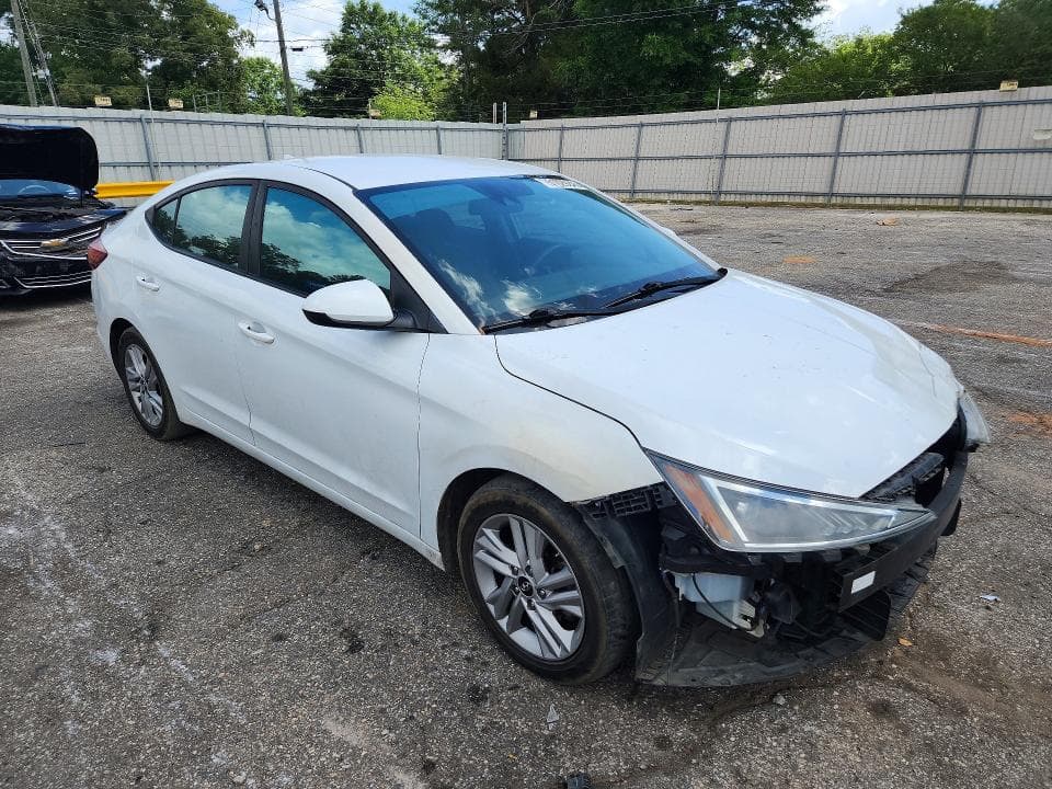 2020 HYUNDAI ELANTRA SEL 4