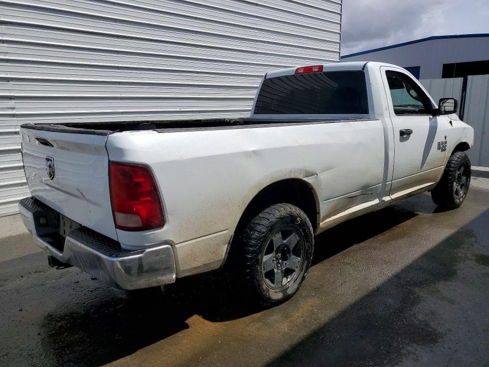 2022 RAM 1500 CLASSIC TRADESMAN 3