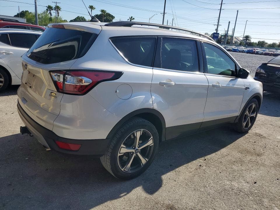 2018 FORD ESCAPE SEL 3