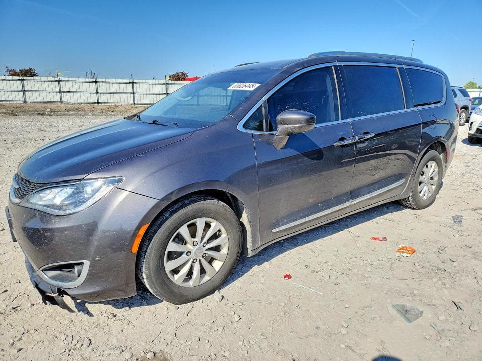 2018 CHRYSLER PACIFICA TOURING L - 1