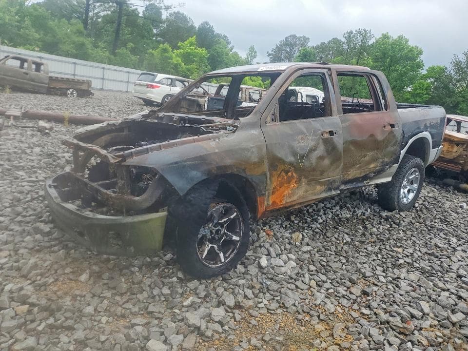 2014 RAM 1500 LARAMIE - 1