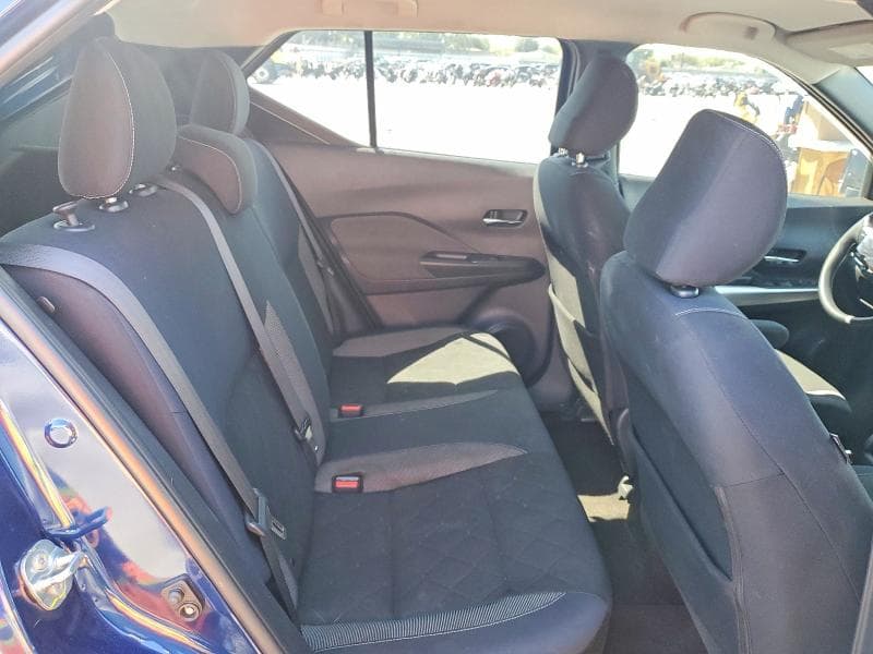 2018 NISSAN KICKS SV 10