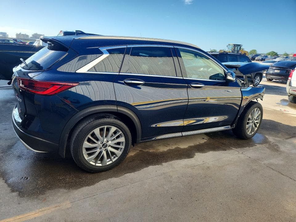 2024 INFINITI QX50 LUXE 3