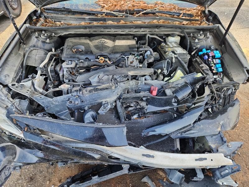 2018 TOYOTA CAMRY LE 11