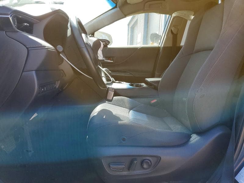 2022 TOYOTA VENZA LE 7