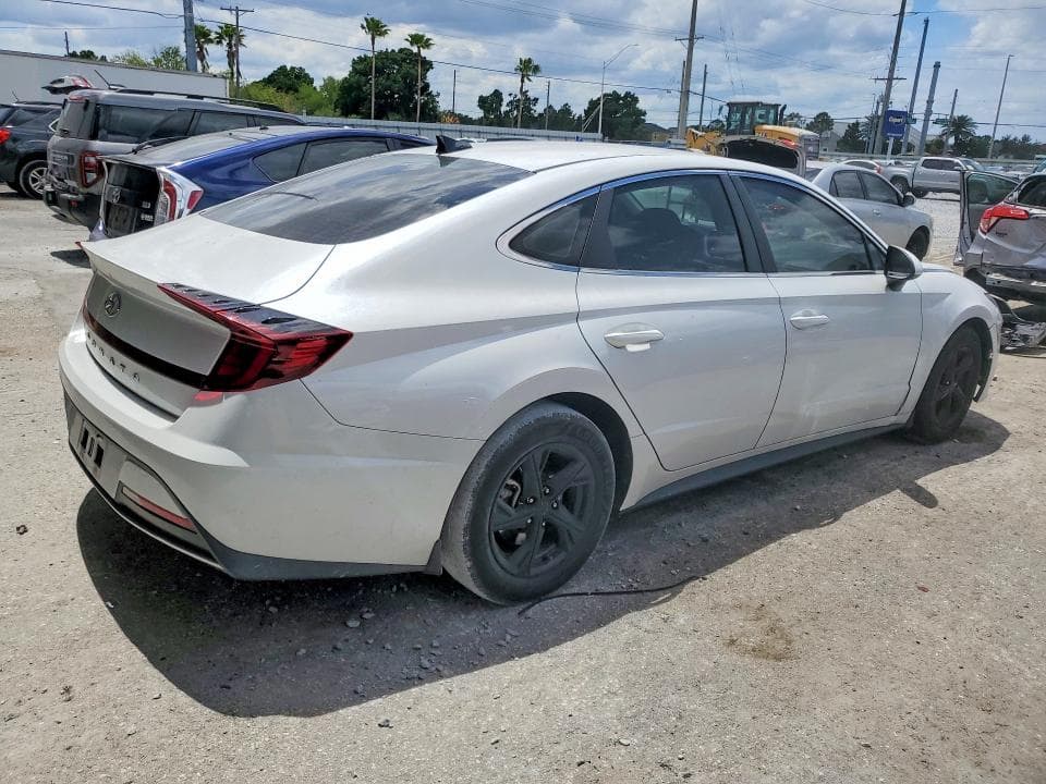 2020 HYUNDAI SONATA SE 3