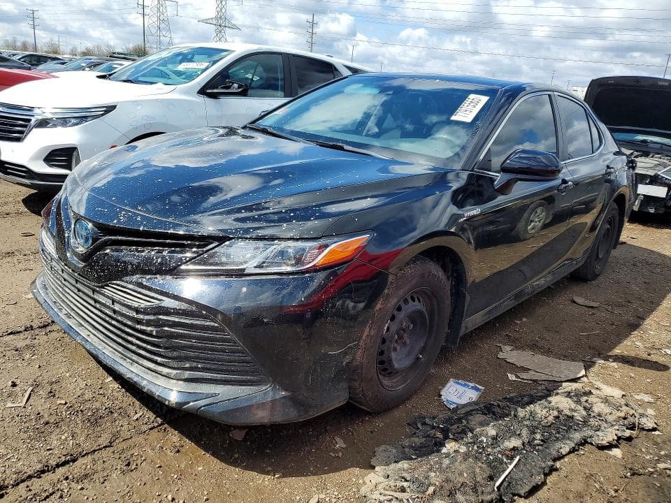 2018 TOYOTA CAMRY LE - 1