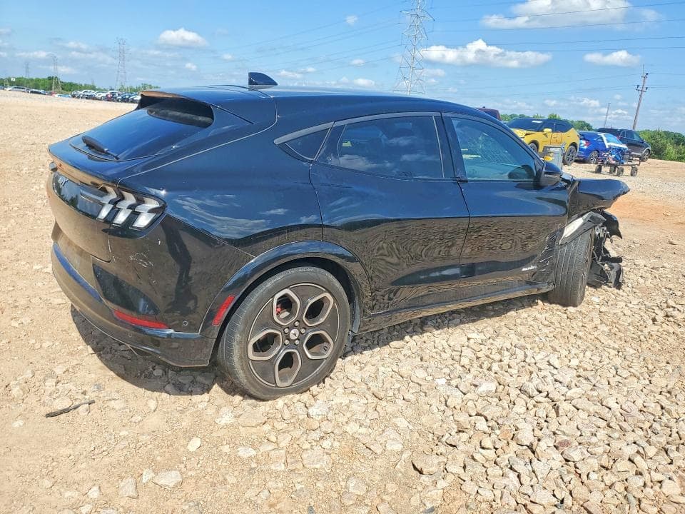 2021 FORD MUSTANG MACH-E GT 3
