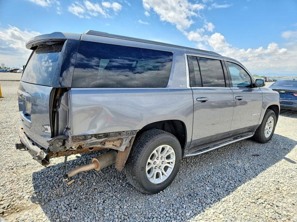 2019 GMC YUKON XL K1500 SLT 3