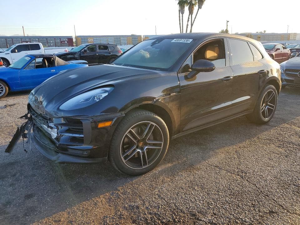 2021 PORSCHE MACAN - 1
