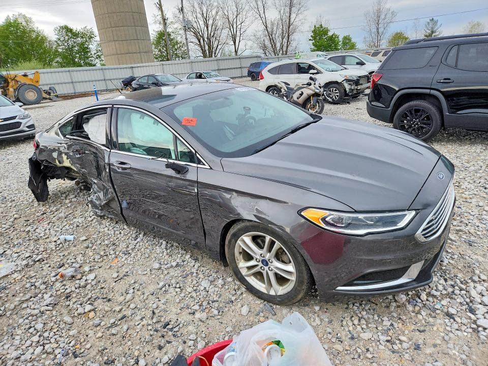2018 FORD FUSION SE 4