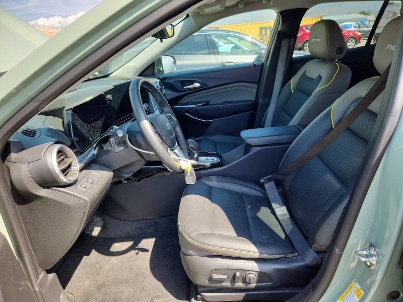 2025 CHEVROLET TRAX ACTIV 7