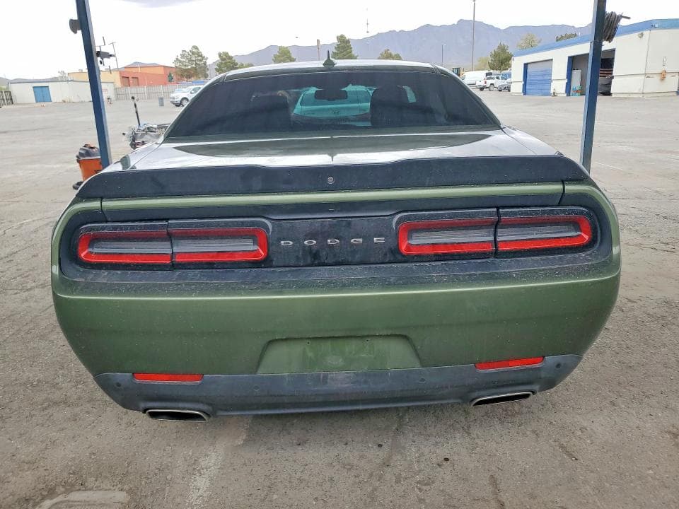 2018 DODGE CHALLENGER SXT 6