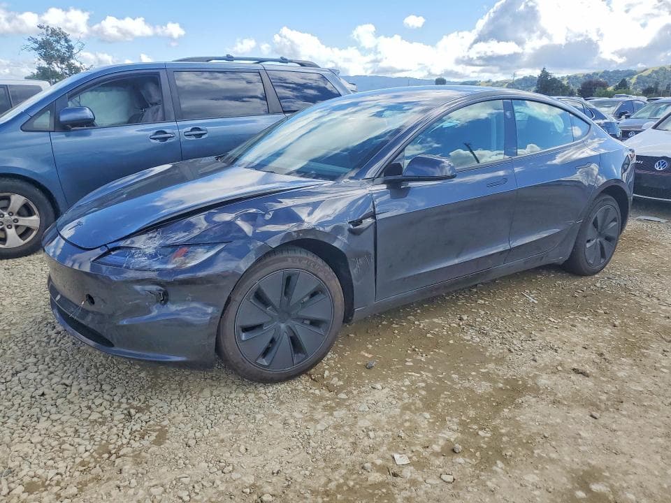 2026 TESLA MODEL 3 - 1