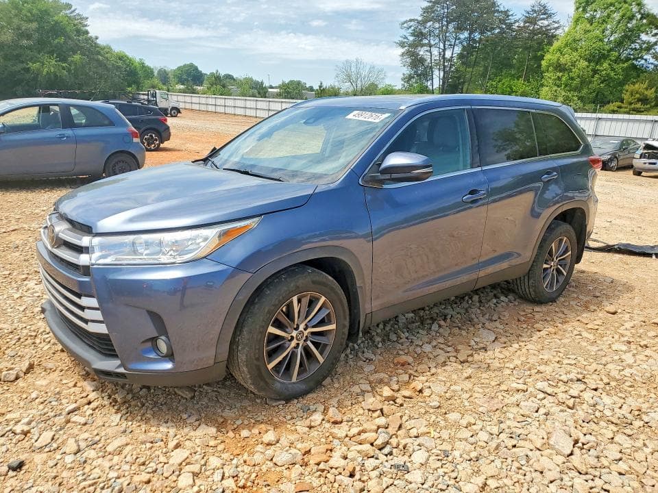 2019 TOYOTA HIGHLANDER XLE - 1