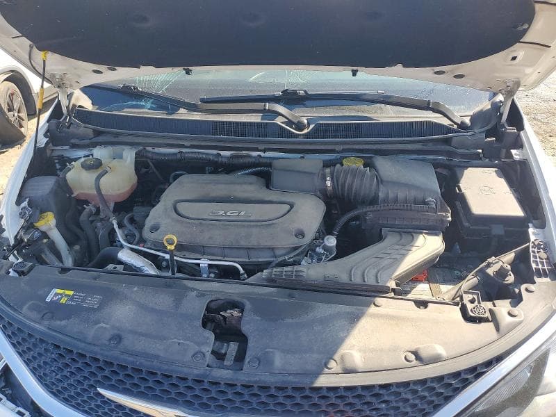2017 CHRYSLER PACIFICA TOURING 24