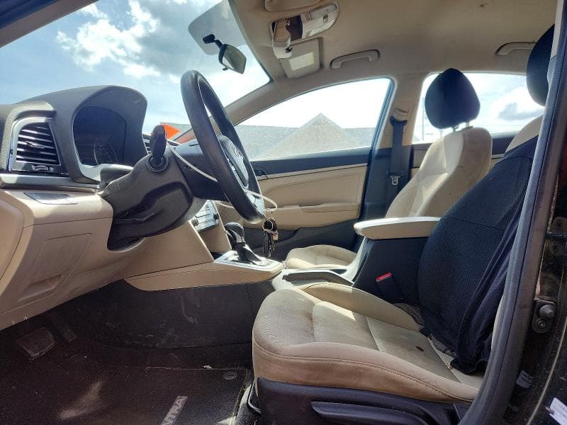 2017 HYUNDAI ELANTRA SE 7